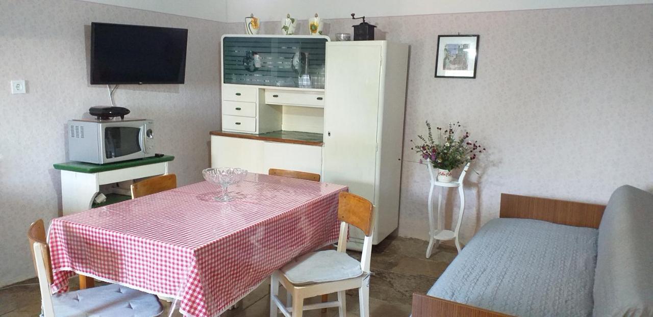 Rural Apartment Carolina Zrenj Εξωτερικό φωτογραφία