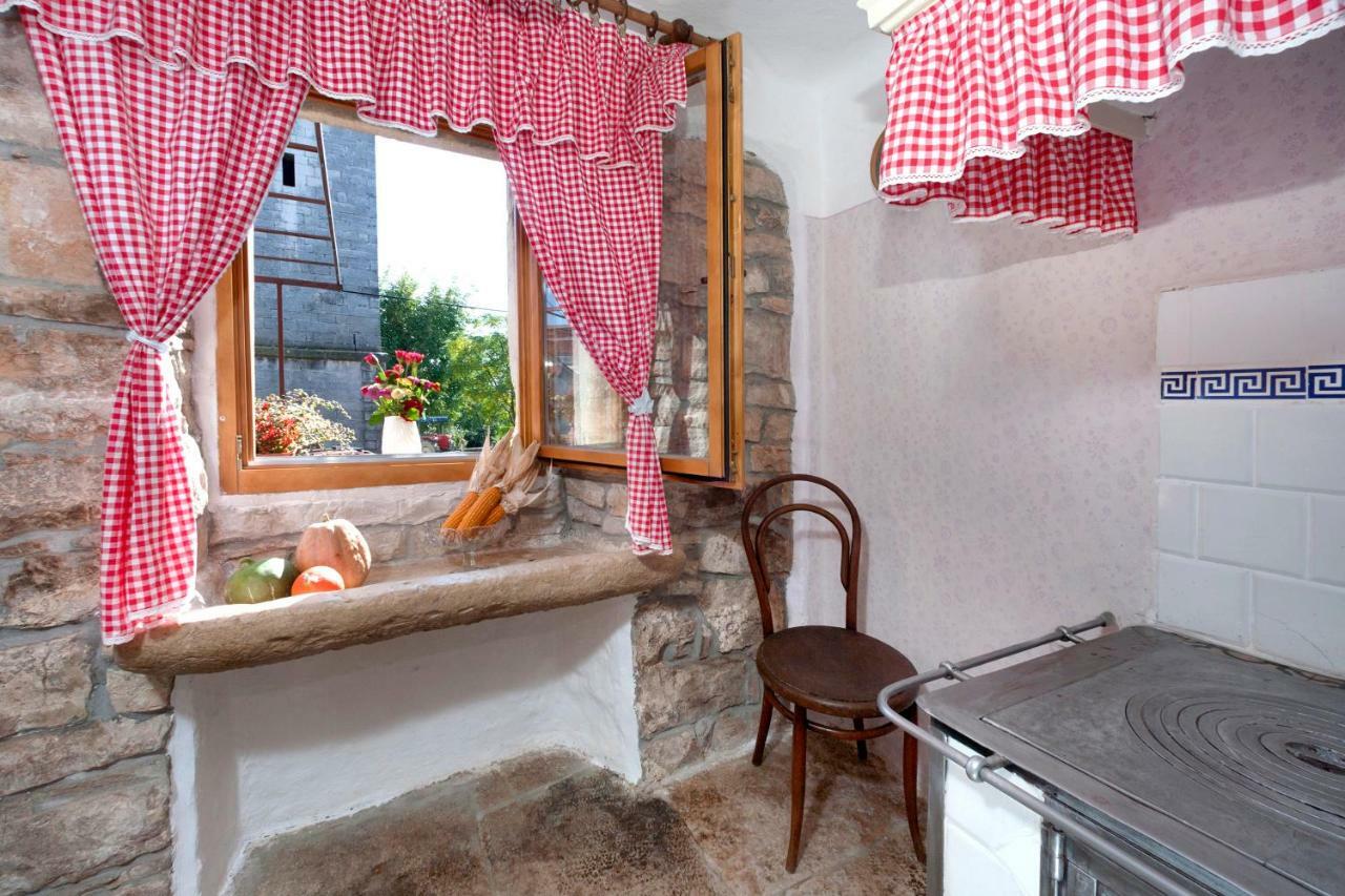 Rural Apartment Carolina Zrenj Εξωτερικό φωτογραφία