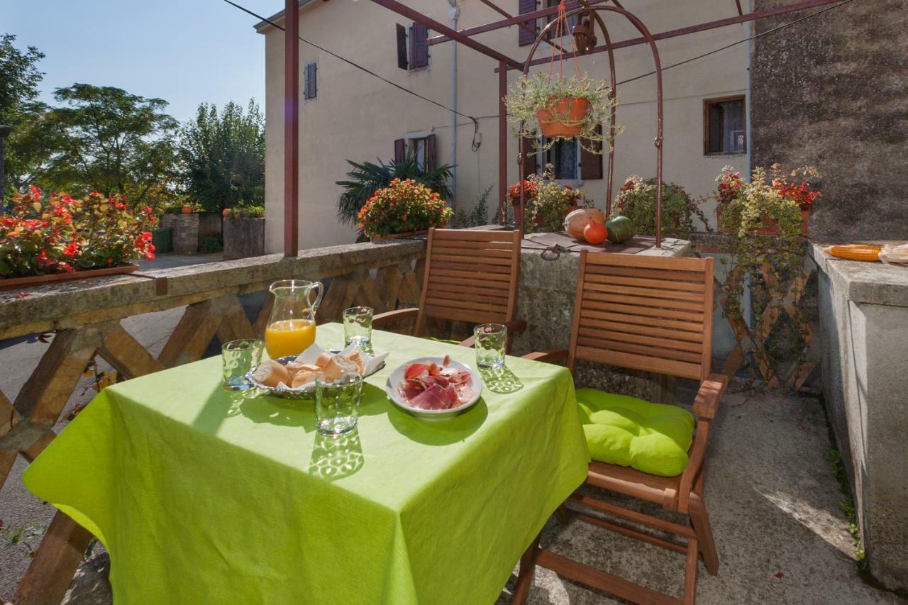 Rural Apartment Carolina Zrenj Εξωτερικό φωτογραφία