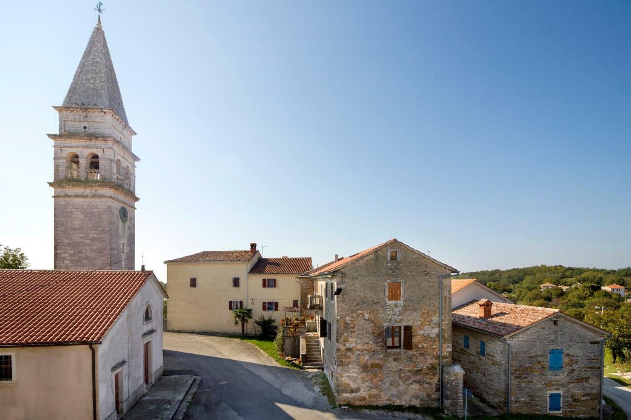 Rural Apartment Carolina Zrenj Εξωτερικό φωτογραφία